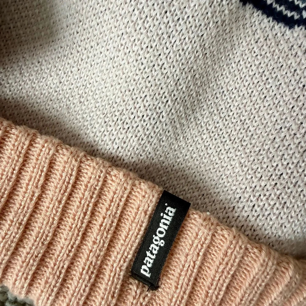 Patagonia Kids Light Pink Pom Beanie and Navy Winter Gloves